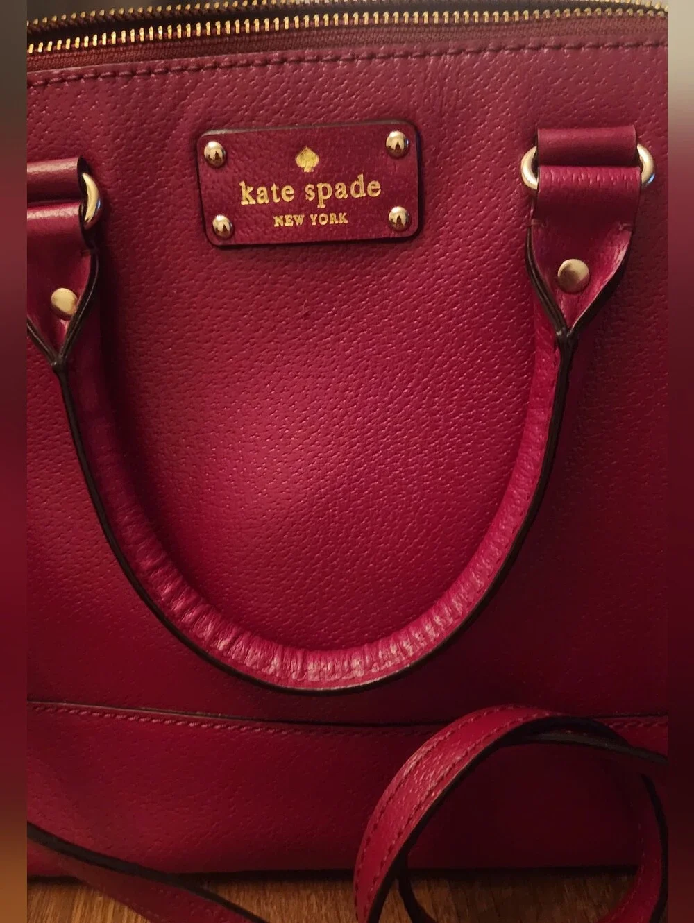 kate spade Leather magenta dome satchel with gold hardware PERFECT CONDITION